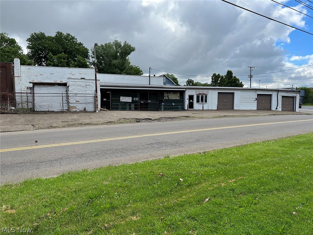 Commercial Building - Approx. 4,400 SF – Storage Bays - Investment Opportunity - Canton City – Stark County - On-Site and Online Bidding Available - ABSOLUTE AUCTION, all sells to the highest bidder. ONLINE BIDDING BEGINS MONDAY – JULY 11, 2022 – 12:00 PM and AUCTION LIVE ON-SITE BIDDING WILL BEGIN FRIDAY – JULY 15, 2022 – 12:00 PM. Real Estate: Investment opportunity, business, or personal use. Commercial building in Canton across from Monument Park zoned B-3. Approximately 4,400 total SF has office areas, garage space, fenced lean-to storage, and pull-through garage doors previously used as a self-service car wash. Currently being used for storage and small engine repairs. The building has been sitting for approximately 8 years and is in need of some rehab and fixing up. Current taxes are $1,130.82 annually. Stark County parcel no. 229690. The building will be open for viewing on auction day starting at 10:30 AM. Call the auctioneer with any questions. TERMS ON REAL ESTATE: 20% down