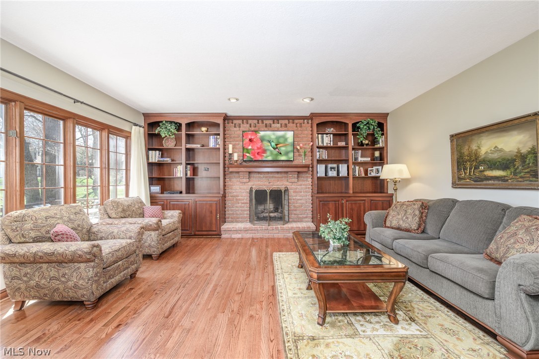 Hunters Crossing - Residential