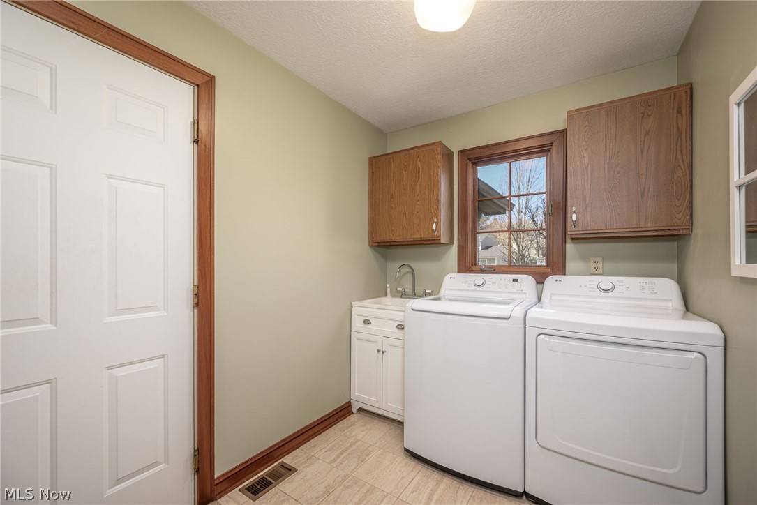 Hunters Crossing - Residential