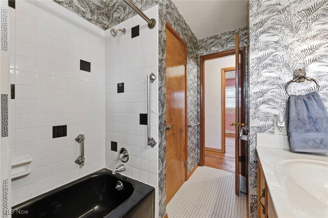 Morris Black - Residential