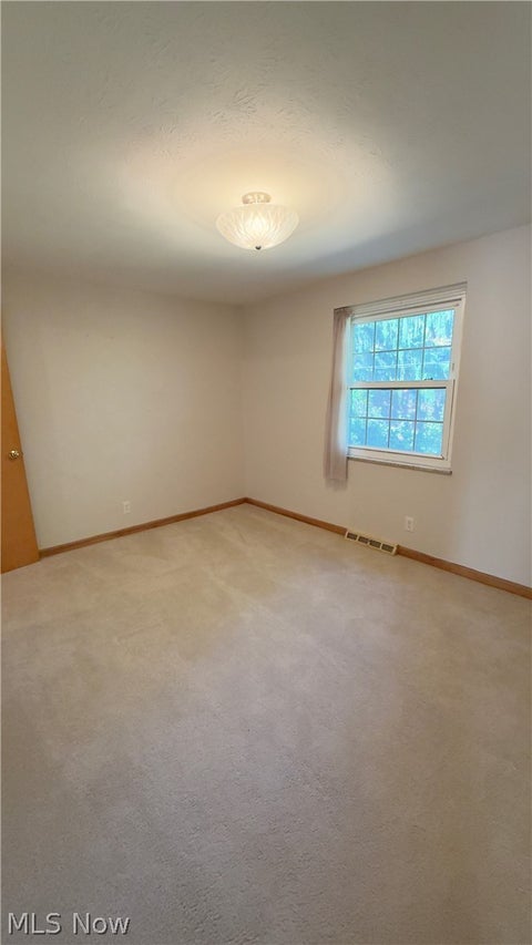 Tiny photo for 157 Drury Lane, Mayfield Heights, OH 44124 (MLS # 5256747)