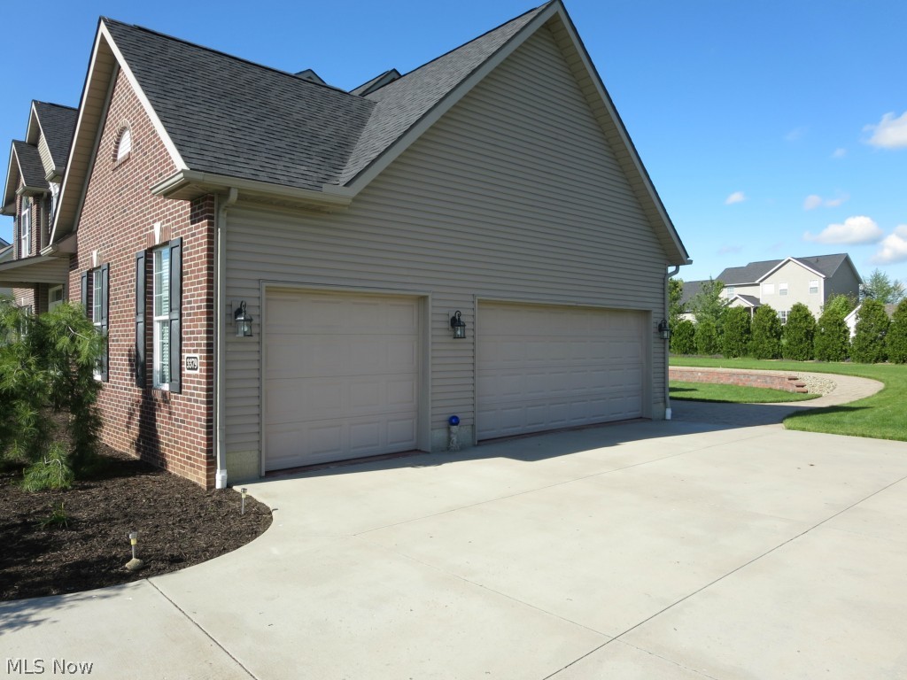 Creekside Ridge - Residential