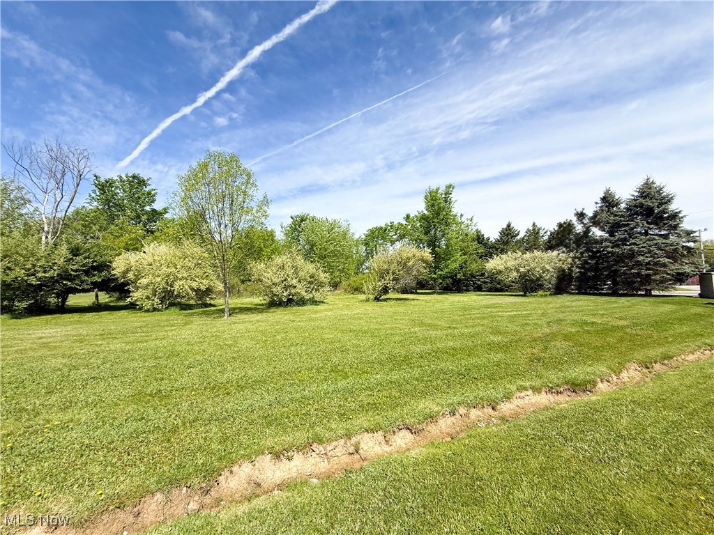 Discover the perfect spot to build your dream home! This is 1 of 4 available lots in the beautiful Foxwood Chase Development. Situated in a dead-end street, this lot offers approximately 1 acre of space, providing the ideal setting for country living at its finest. Bring your own builder and create a home tailored to your vision. Each lot is septic-approved. Enjoy the convenience of underground utilities and natural gas availability, making your build even easier. Situated approximately 5 minutes from the Pennsylvania Line and approximately 40 minutes from Pittsburgh Airport, this development combines rural living with easy access to major destinations. Join a community of beautiful homes and make this your new address!