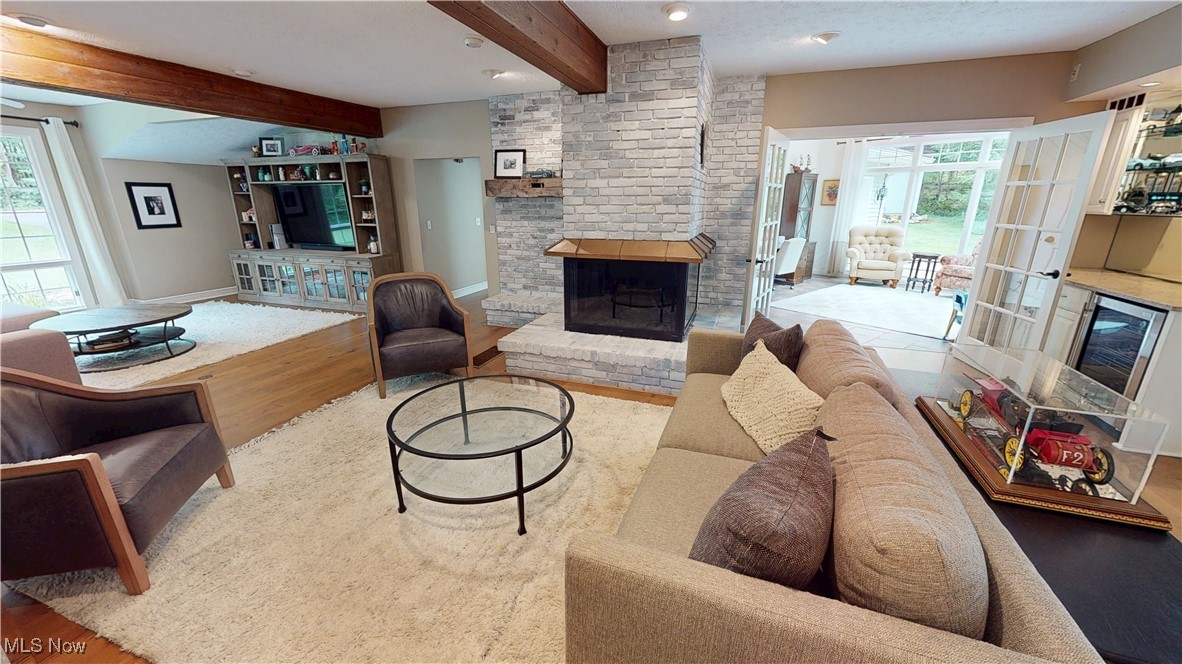 Chesterland, Ohio 44026, United States, 4 Bedrooms Bedrooms, ,3 BathroomsBathrooms,Residential,Active,195244