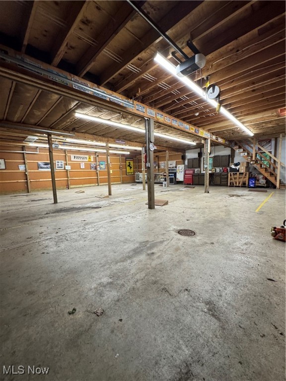 Chesterland, Ohio 44026, United States, 4 Bedrooms Bedrooms, ,3 BathroomsBathrooms,Residential,Active,195244