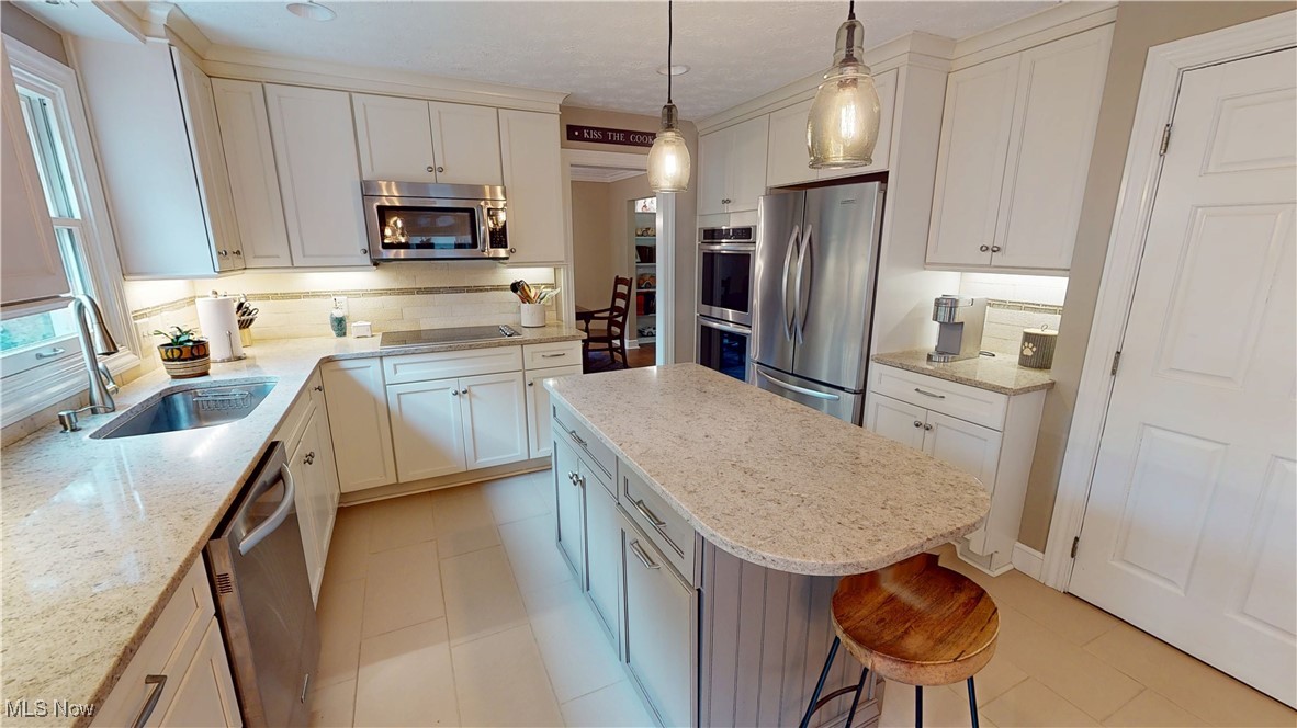 Chesterland, Ohio 44026, United States, 4 Bedrooms Bedrooms, ,3 BathroomsBathrooms,Residential,Active,195244