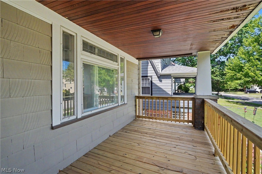 3394 Lownesdale Road