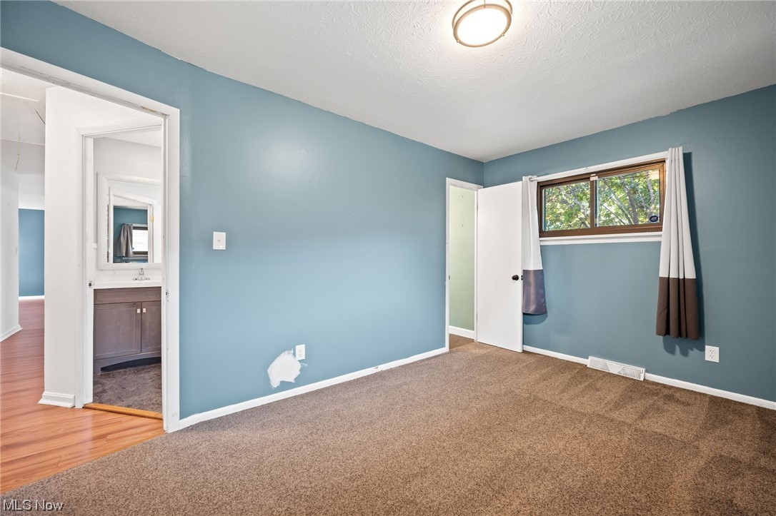 Brooklyn Airport Resub 02 - Residential