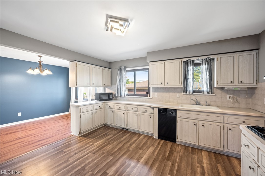 Brooklyn Airport Resub 02 - Residential