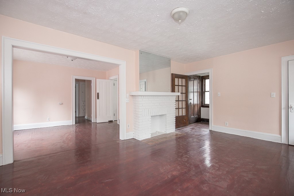 14206 Glenside Road
