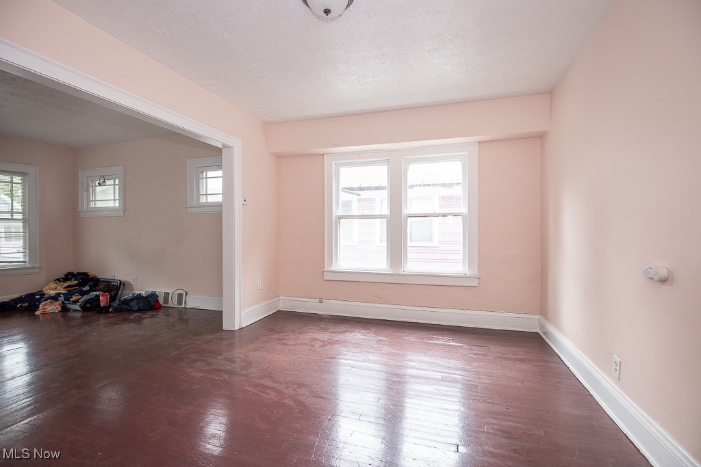 Wilsons New Glenside - Residential Income