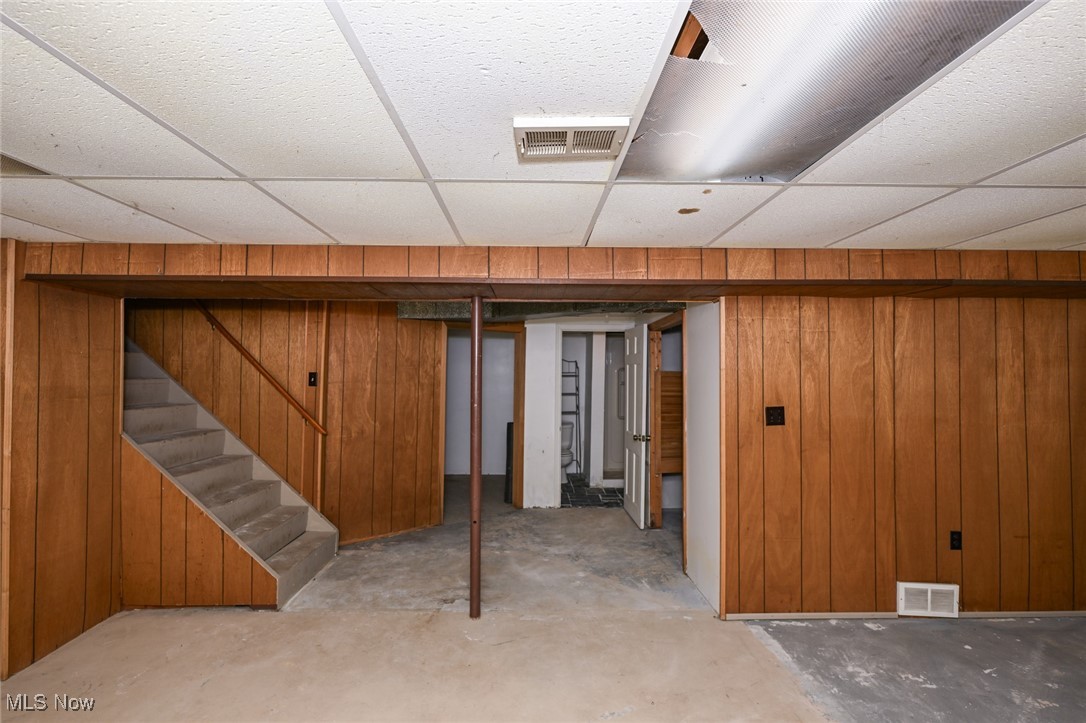 12112 Lisa Street, Hartville, Ohio image 44