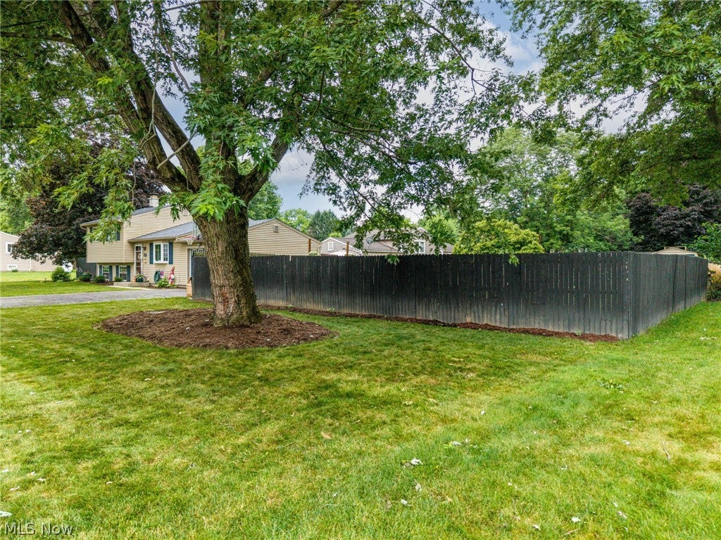 5005 Comanche Trail
