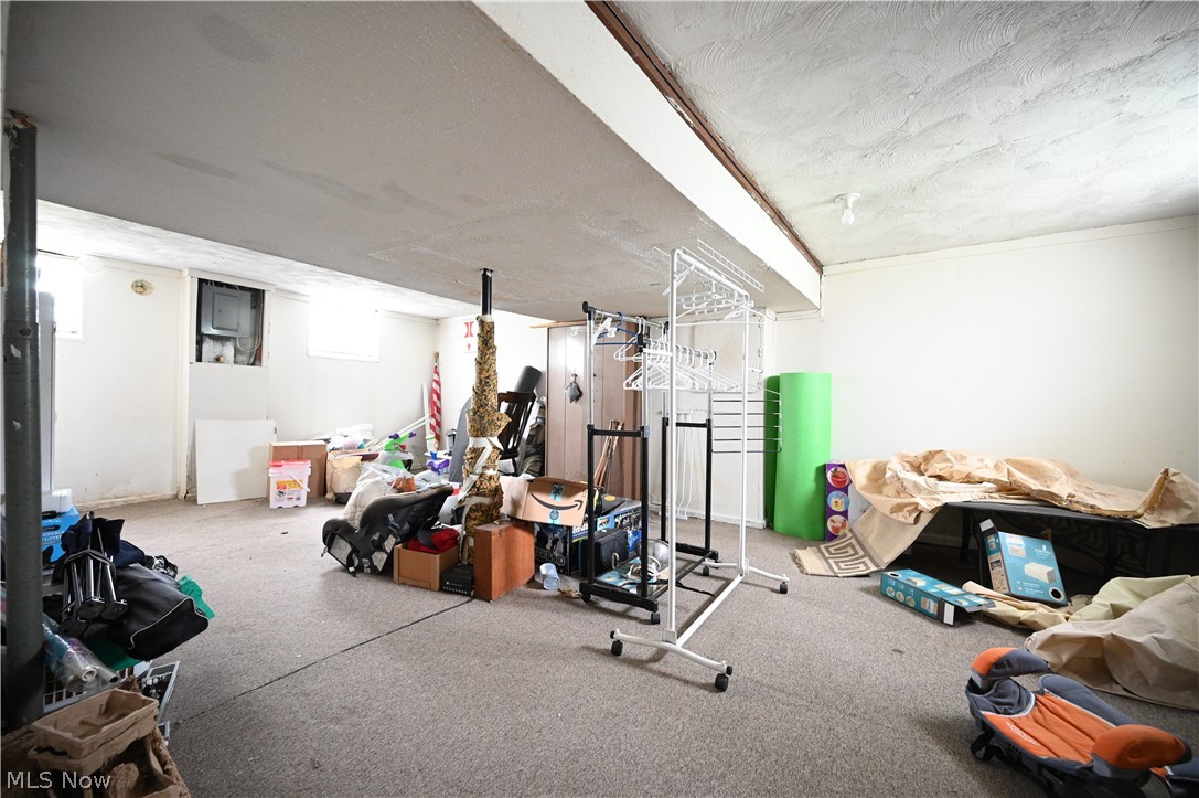 J M Bergolds 01 Add/Redurban - Residential