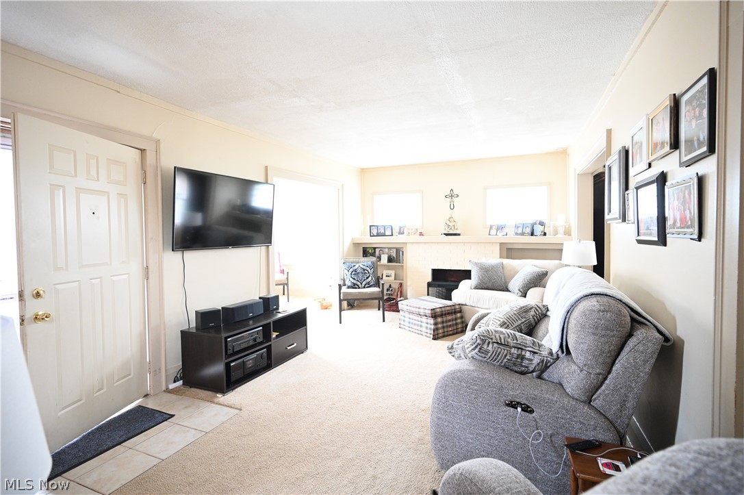 J M Bergolds 01 Add/Redurban - Residential