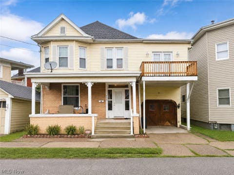 Homes For Sale - 406 Maple Place<br/> Martins Ferry, OH 43935