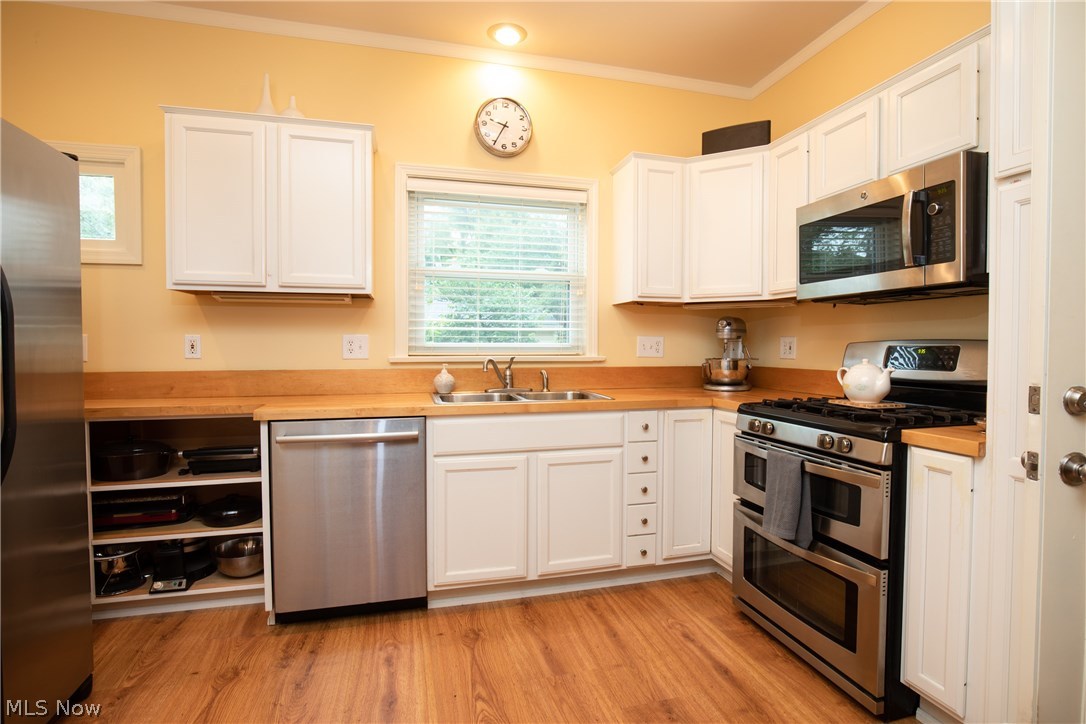 Uriah Hawleys Add - Residential