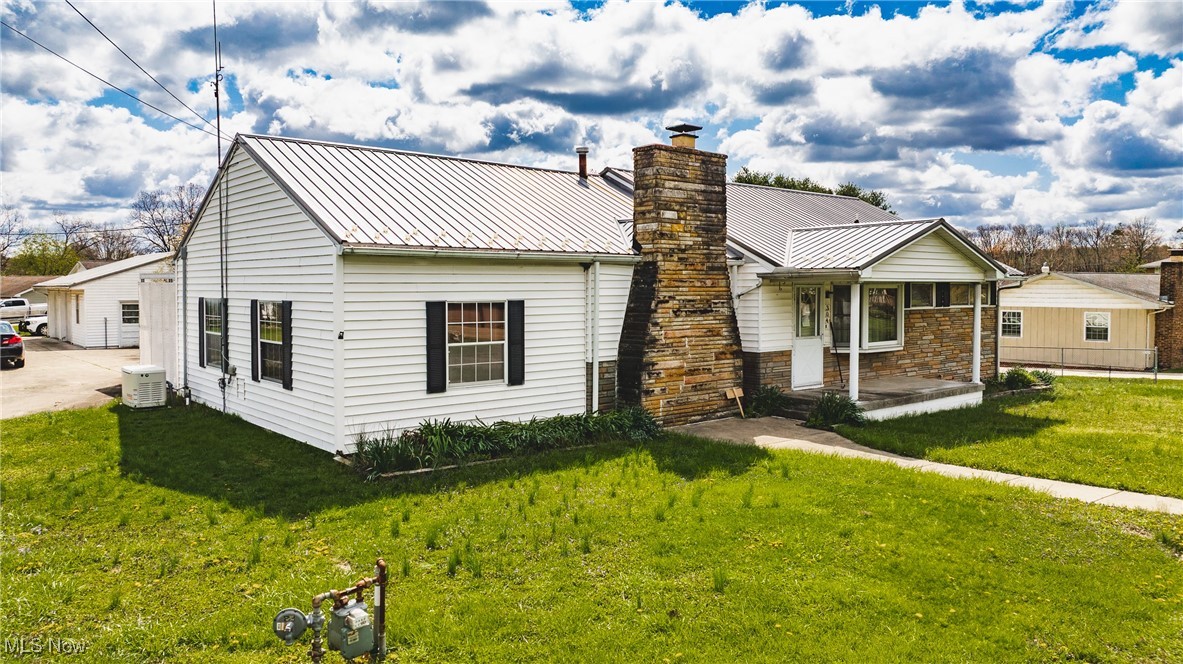 304 Conger Road, Washington, West Virginia image 2
