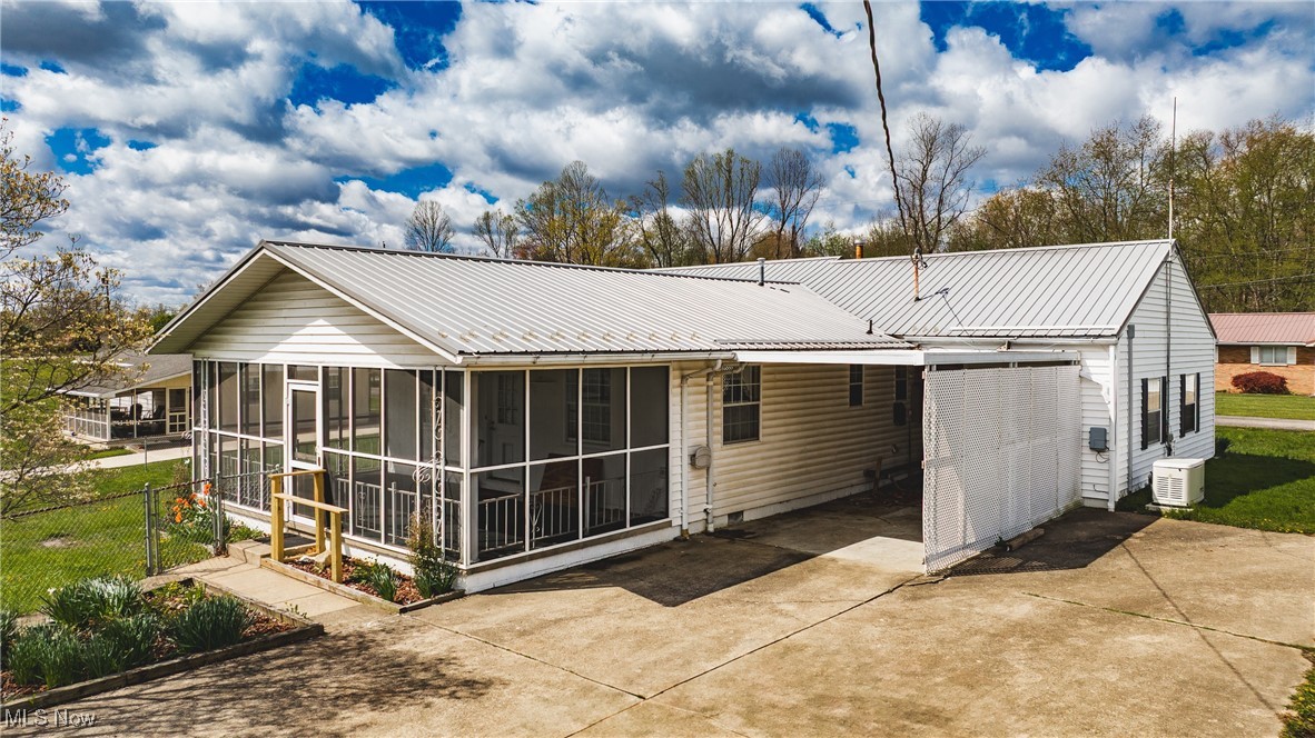 304 Conger Road, Washington, West Virginia image 3