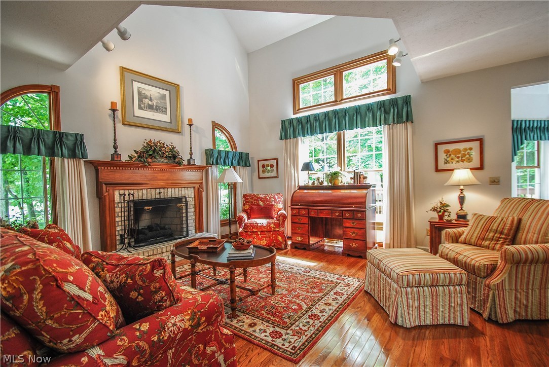 Bradley Woods - Residential