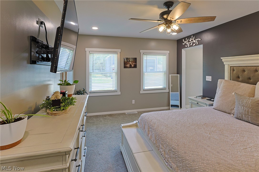 Avalon On Bay - Residential