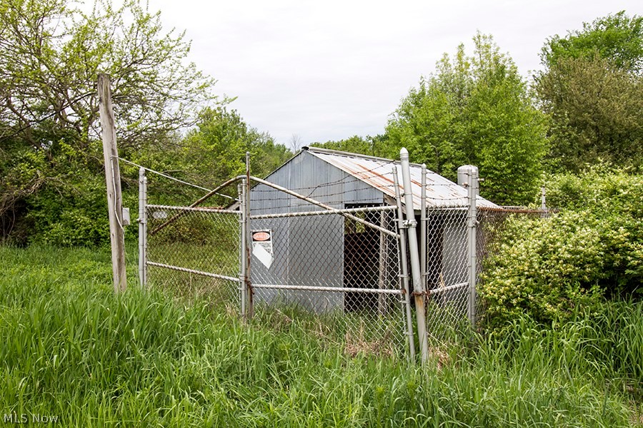 Connecticut Western Reserve - Land