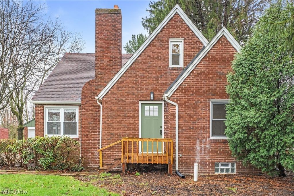 Photo of 4216 38th Street NW, Canton, OH 44718 (MLS # 5197126)