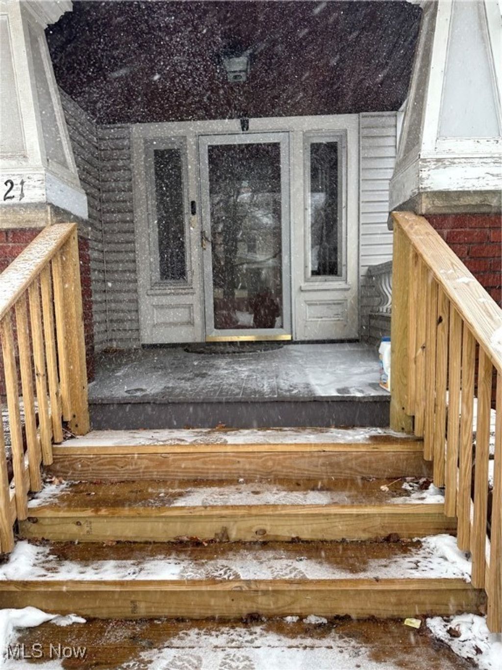 Photo of 10421 Linnet Avenue, Cleveland, OH 44111 (MLS # 5177293)