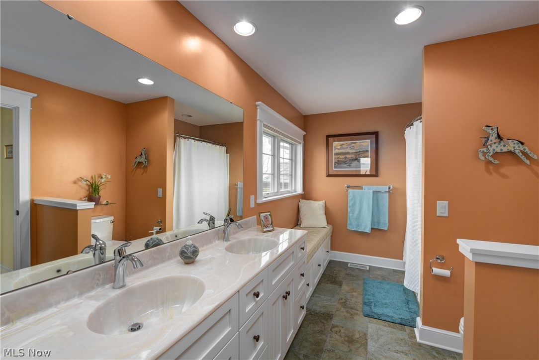 Lake Cliff Estates - Residential