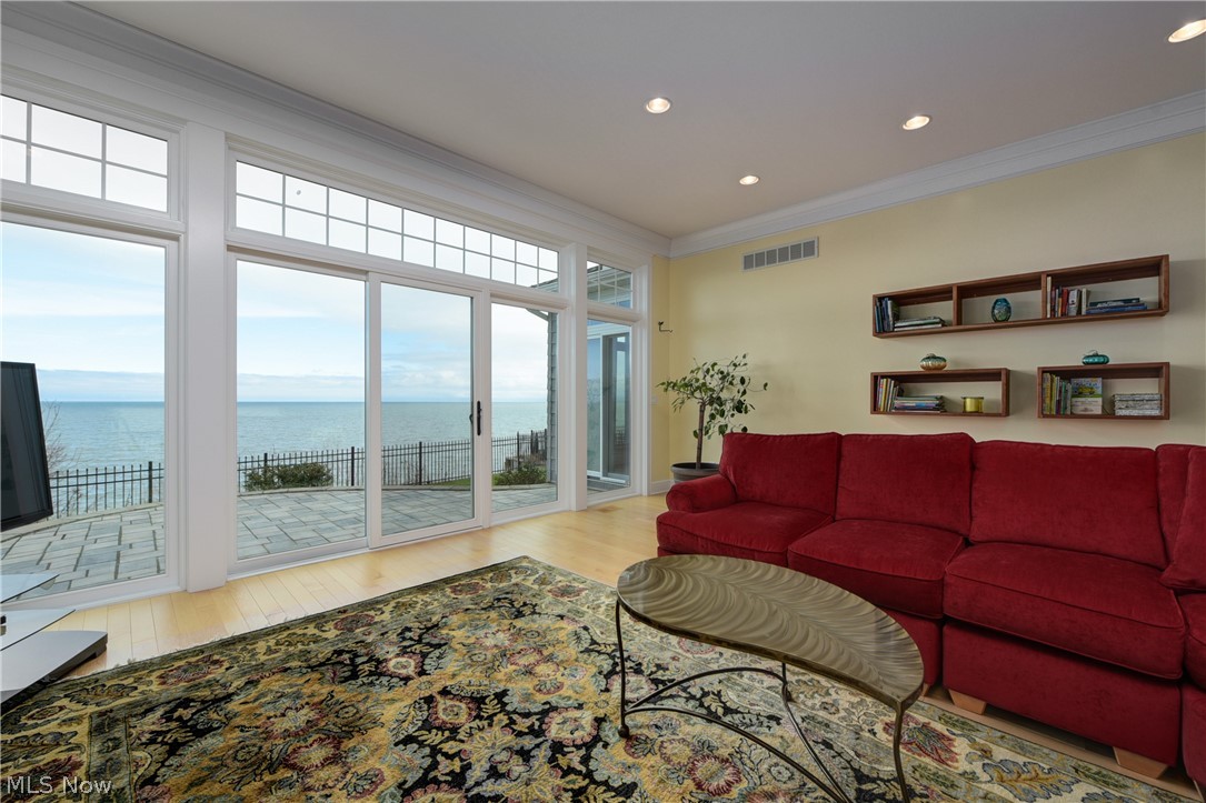 Lake Cliff Estates - Residential