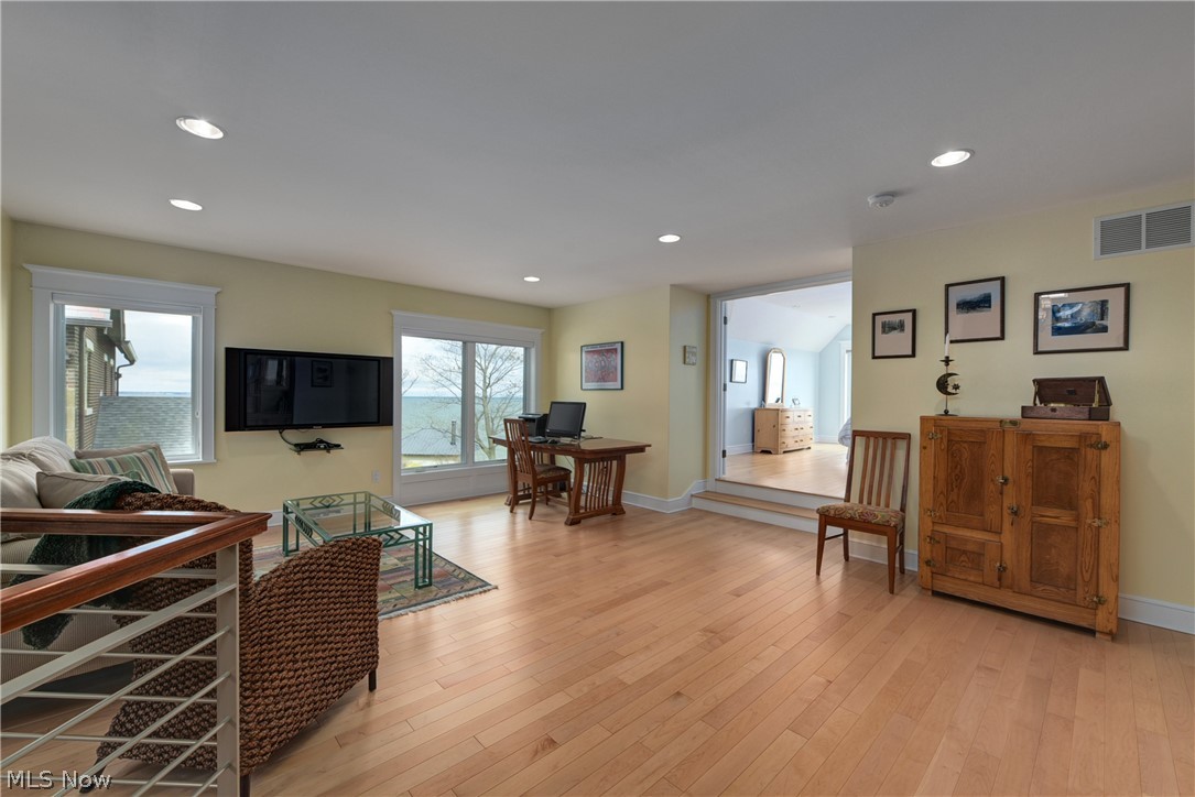 Lake Cliff Estates - Residential