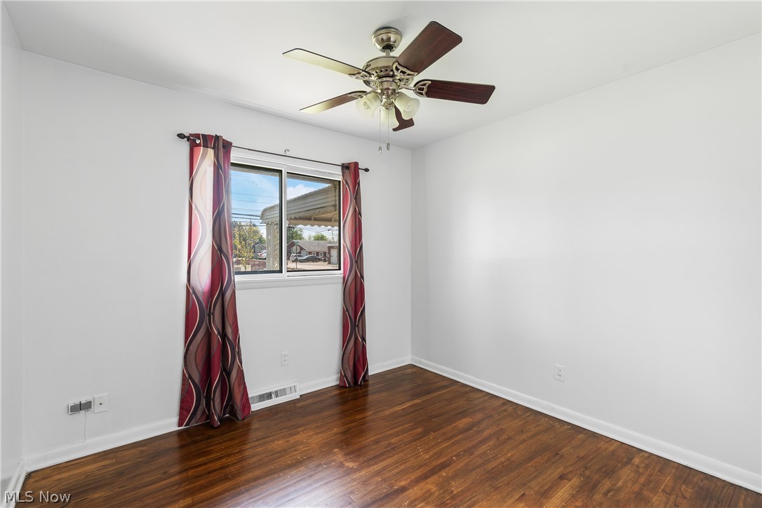 J & R Bldg Co - Residential