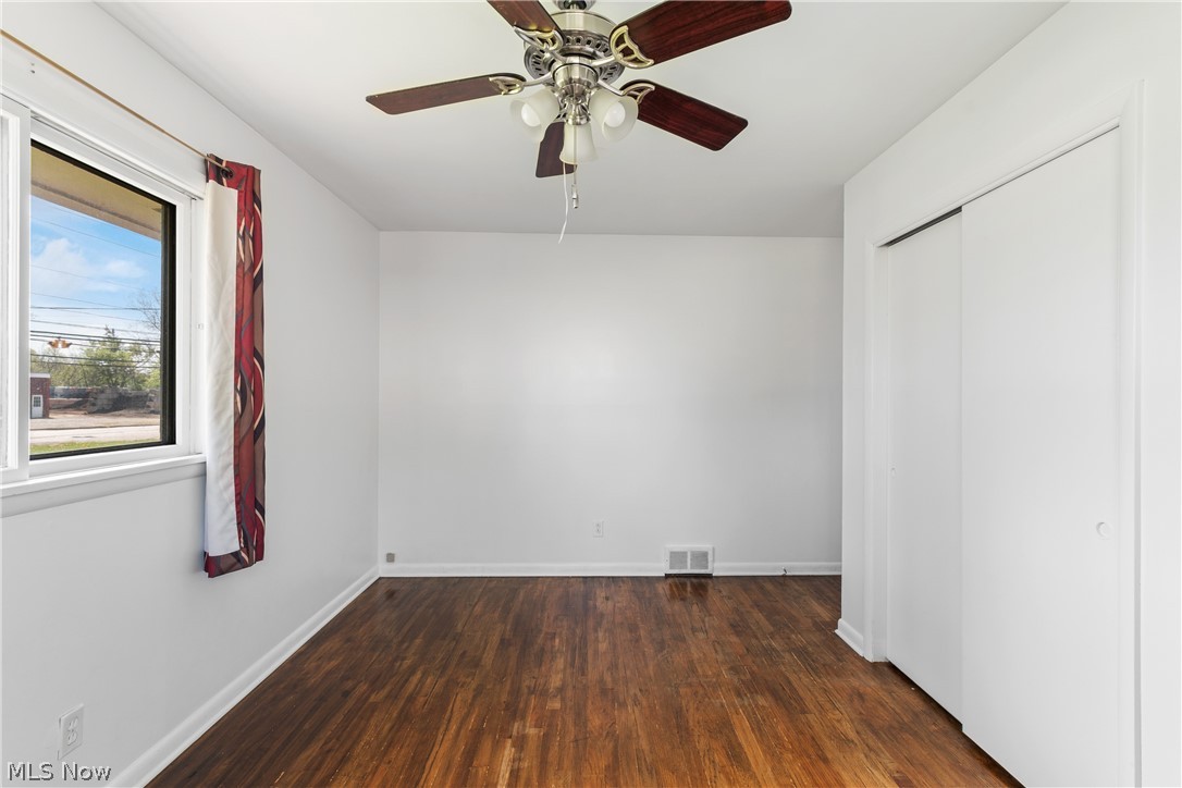 J & R Bldg Co - Residential