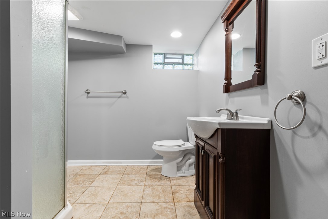 J & R Bldg Co - Residential