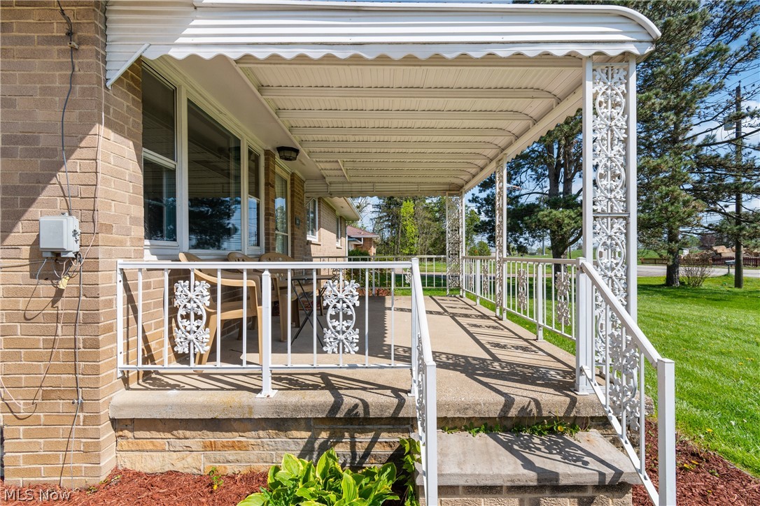 J & R Bldg Co - Residential