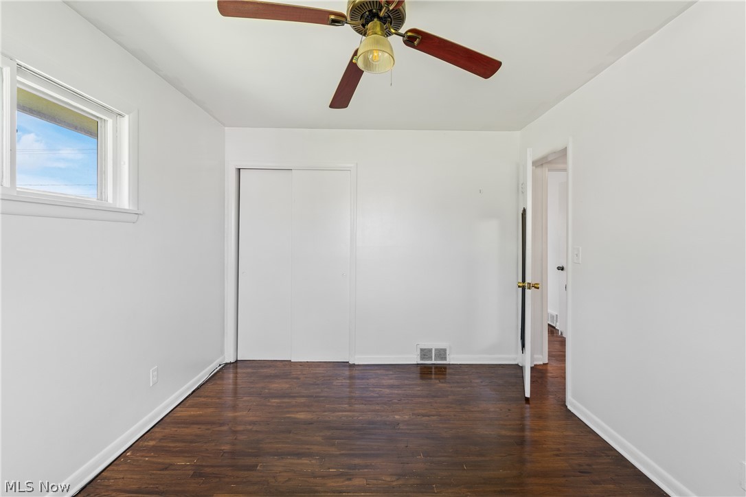 J & R Bldg Co - Residential