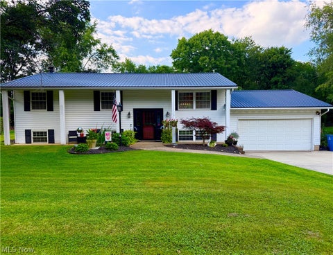 Homes For Sale - 1795 Nichols Road<br/> Akron, OH 44312