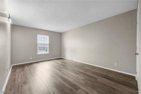 Tiny photo for 7972 Colonial Drive, Mentor, OH 44060 (MLS # 5203369)