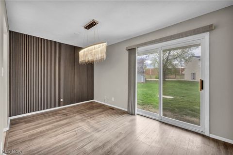 Tiny photo for 7972 Colonial Drive, Mentor, OH 44060 (MLS # 5203369)