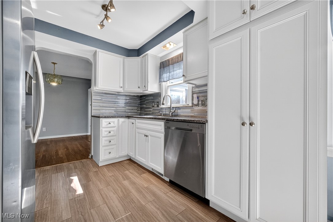 Beachwood, Ohio 44122, United States, 4 Bedrooms Bedrooms, ,2 BathroomsBathrooms,Residential,Active,218844