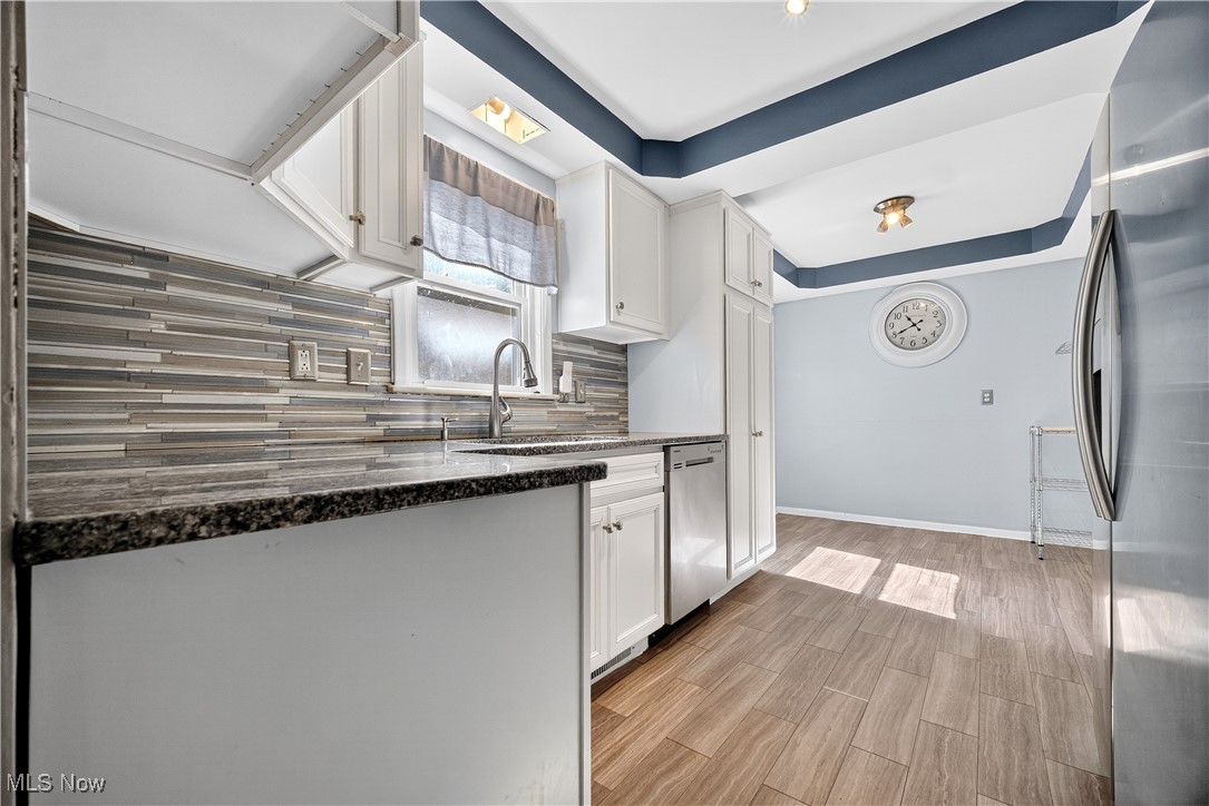 Beachwood, Ohio 44122, United States, 4 Bedrooms Bedrooms, ,2 BathroomsBathrooms,Residential,Active,218844