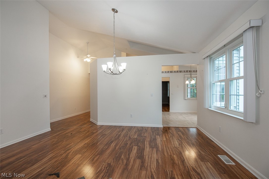 390 Vista Lane
