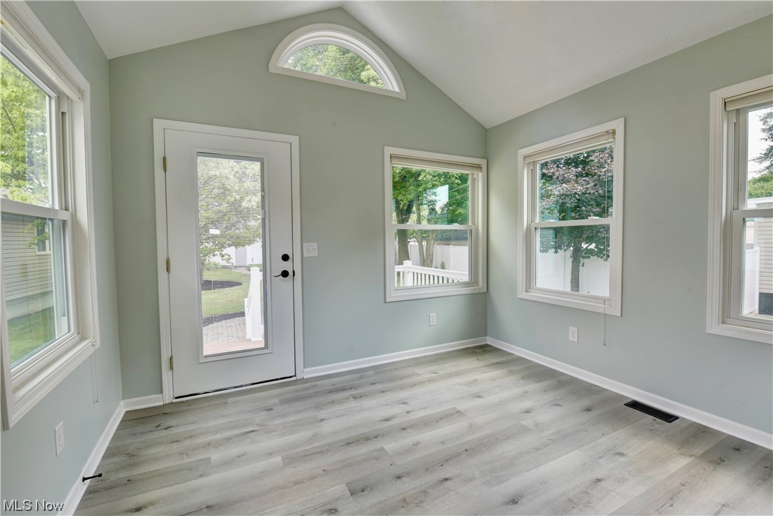 Es Slingluffs Add 02 - Residential