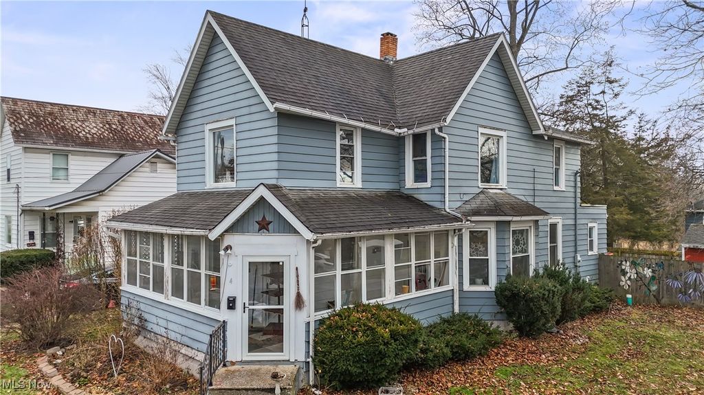 Photo of 4 S Church Street, Willard, OH 44890 (MLS # 5178209)