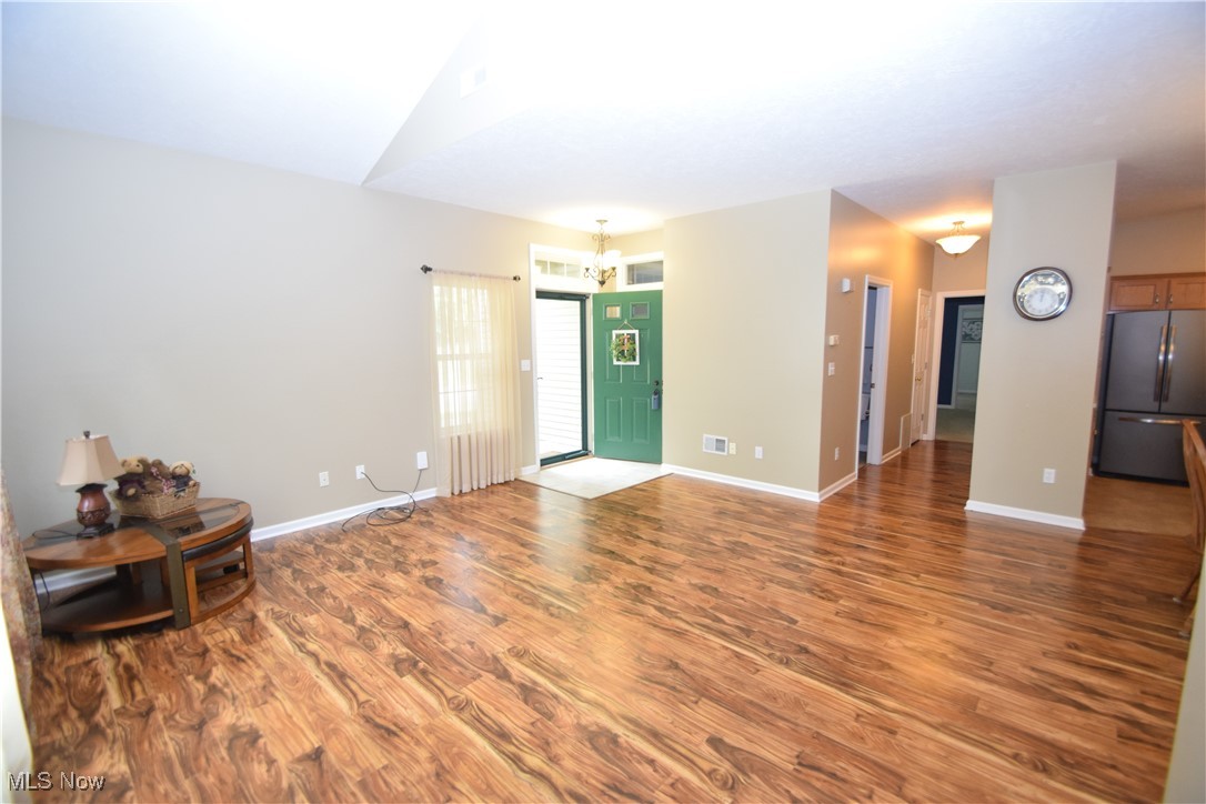 Cross Creek Condo - Residential