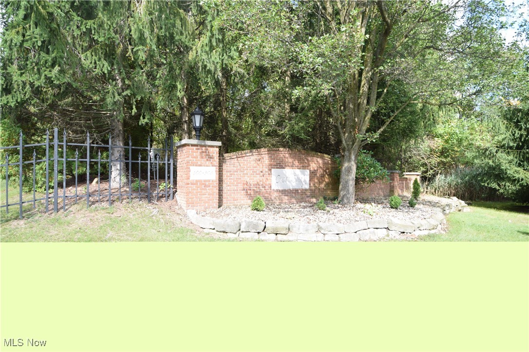 Cross Creek Condo - Residential
