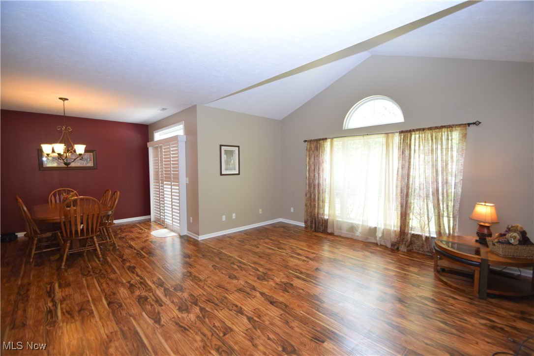 Cross Creek Condo - Residential