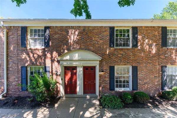 62 MENLO PARK DR, AKRON, OH 44313 - Image 26dd7b8b0d27a8d8573e92b08e6bfb21/223981702