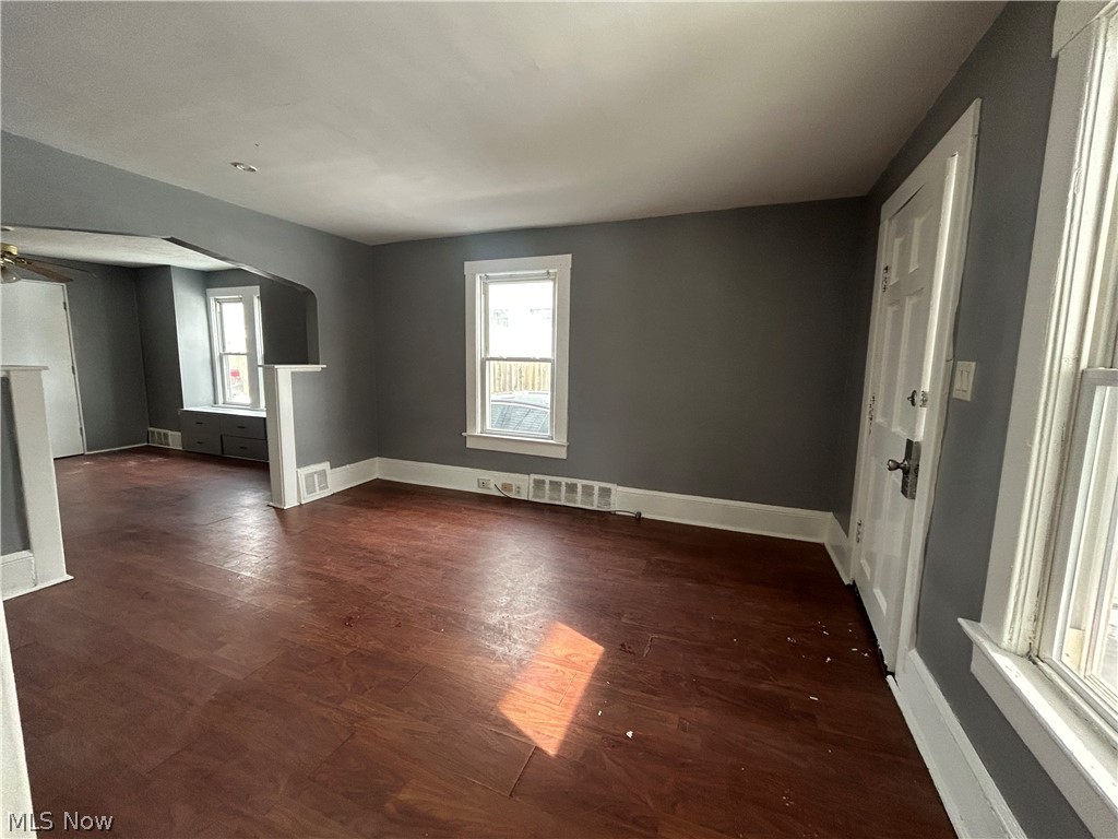 4704 Behrwald Avenue