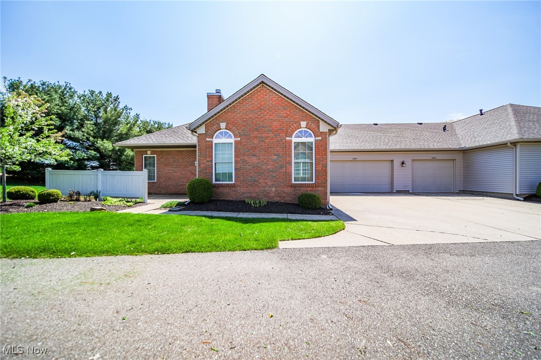 4347 Hunters Chase Lane, Wooster, Ohio image 2